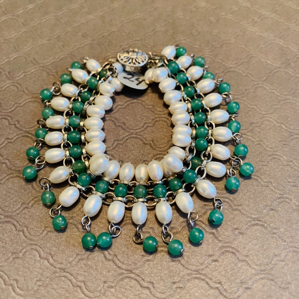 Beaded bracelet